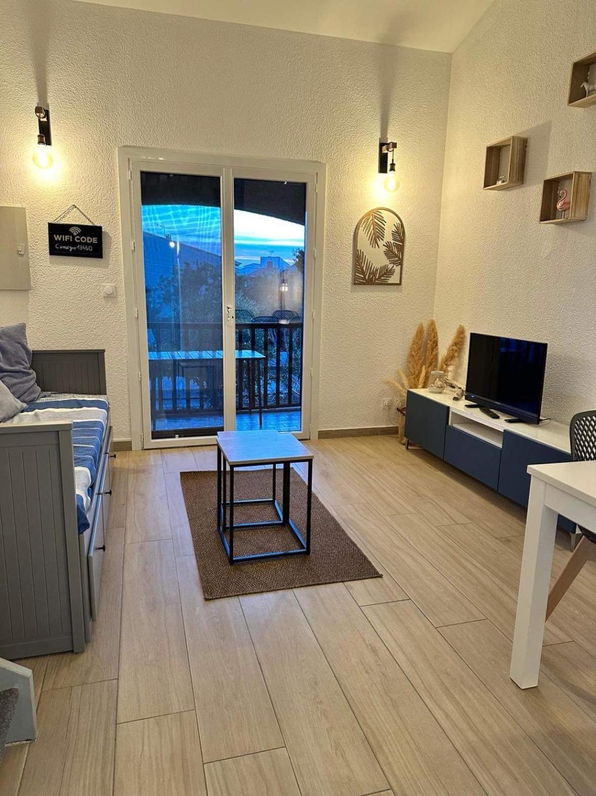 Appartement Duplex 4Pers Climatise - Locations Vld Camargue Saintes-Maries-de-la-Mer Ngoại thất bức ảnh